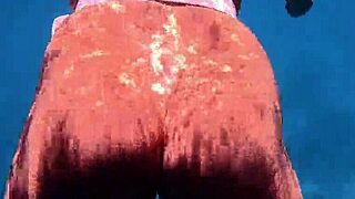 Big ass beauty kayci kaylani swims nude and touches herself underwater